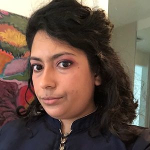 Meet your Posher, Waeza